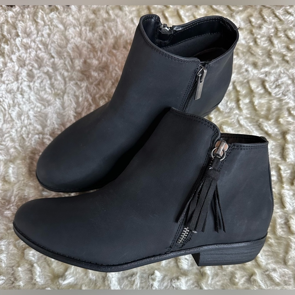 kidpik Leather Black Tassel New Booties/ Boots Women Size 6